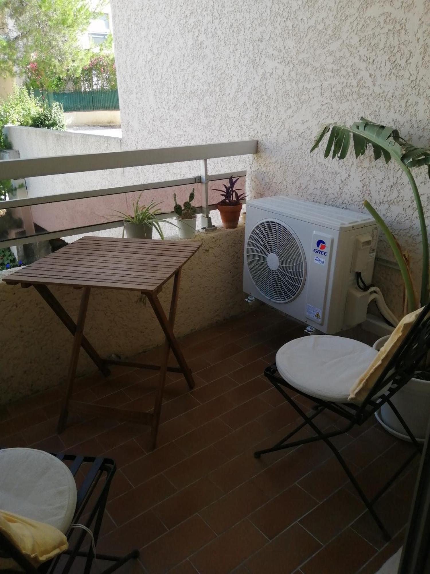 Studio Climatise Dans Residence Avec Piscine Et Tennis Hyères Exterior foto